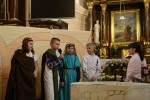 JEZUS ŻYJE