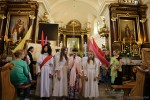 JEZUS ŻYJE